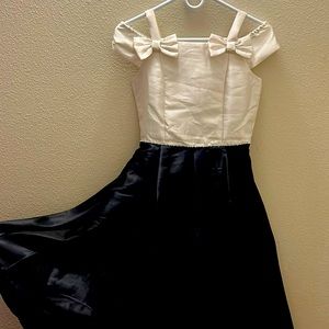 Girls hi-low dress size 16